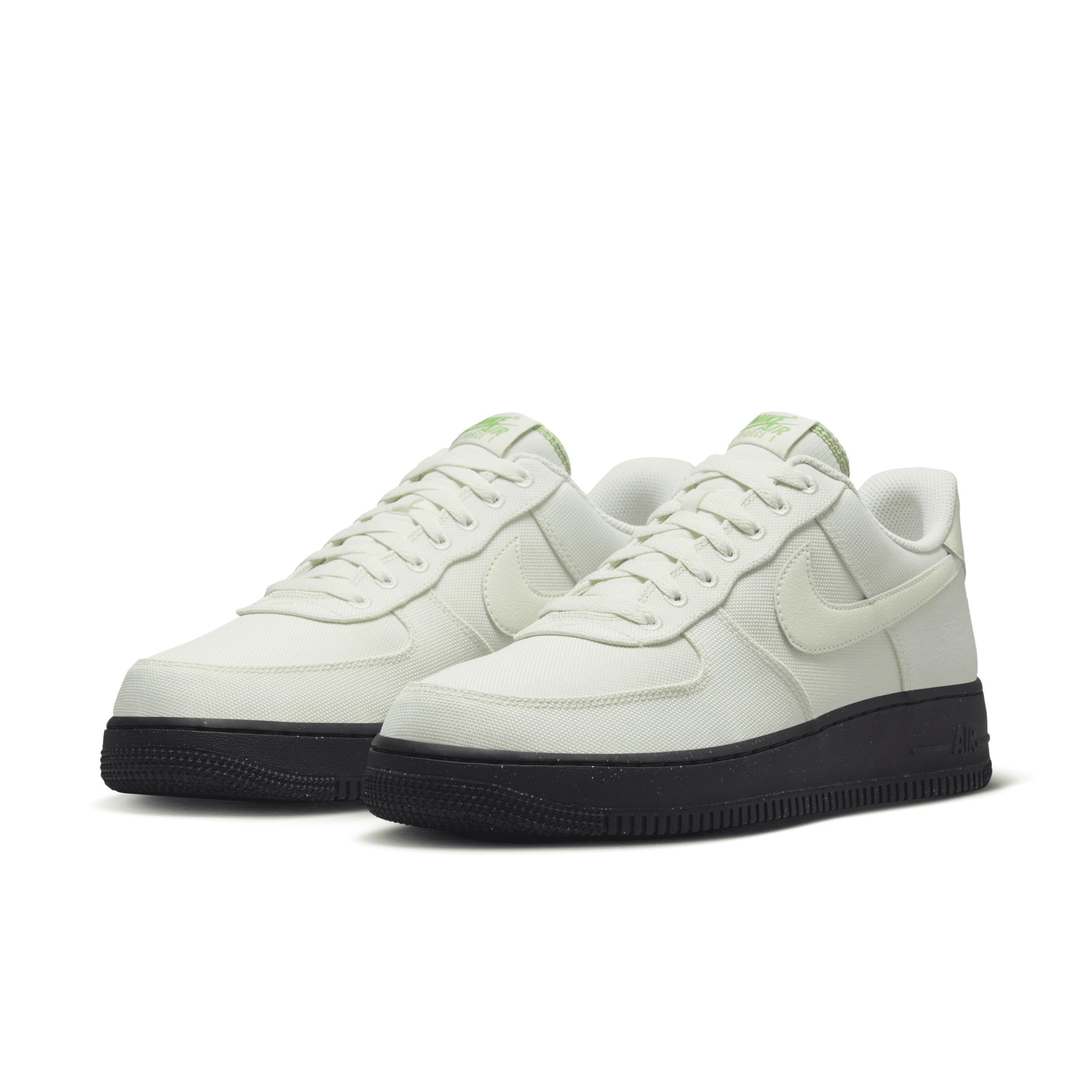 Nike Air Force 1 '07 LV8 Men's Shoes Product Image