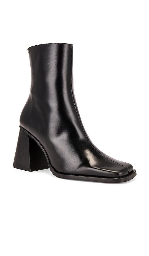 ALOHAS South Leather Ankle Boot Product Image