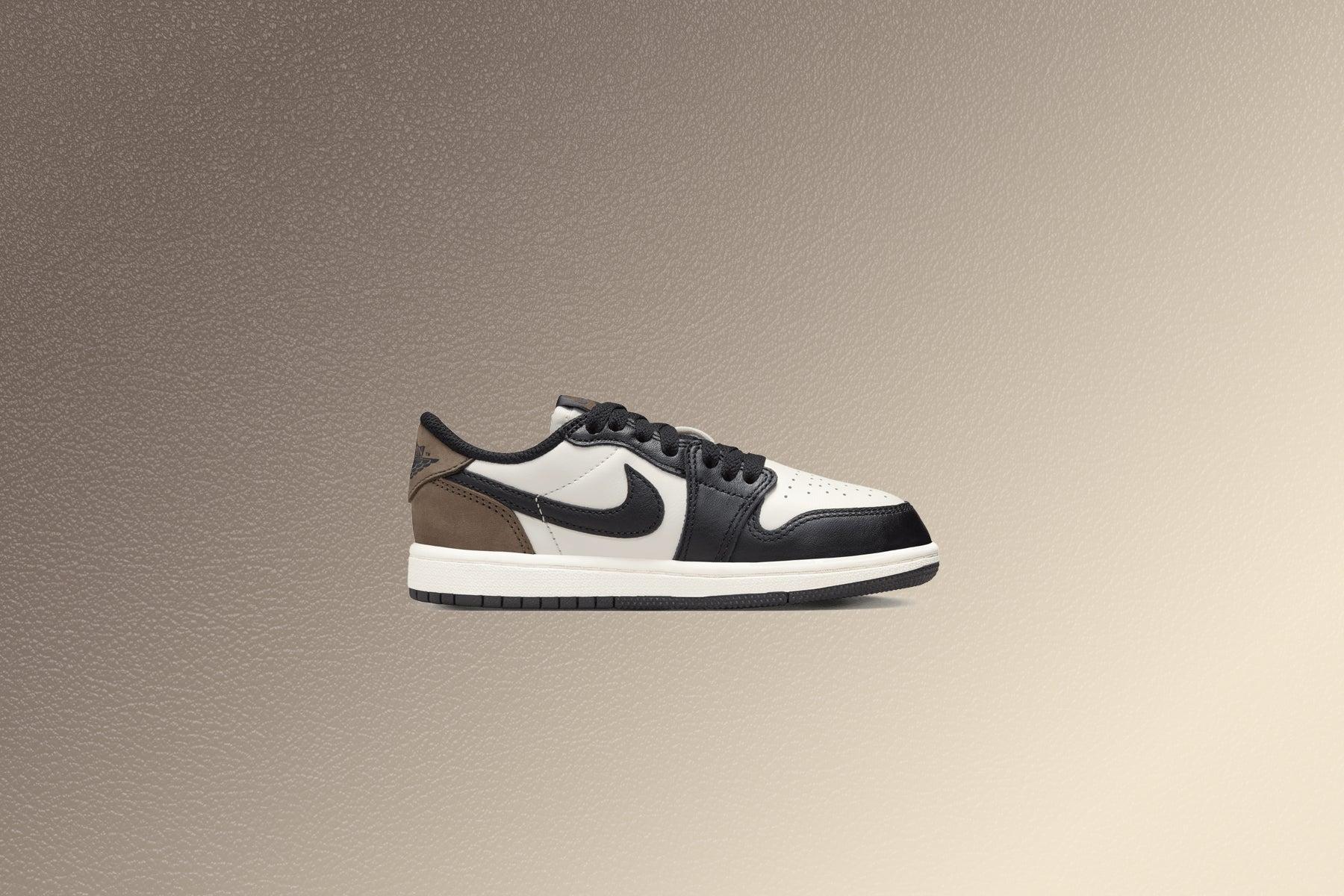 Air Jordan 1 Low OG 'Mocha' (PS) - White/Black/Dark Mocha Male Product Image