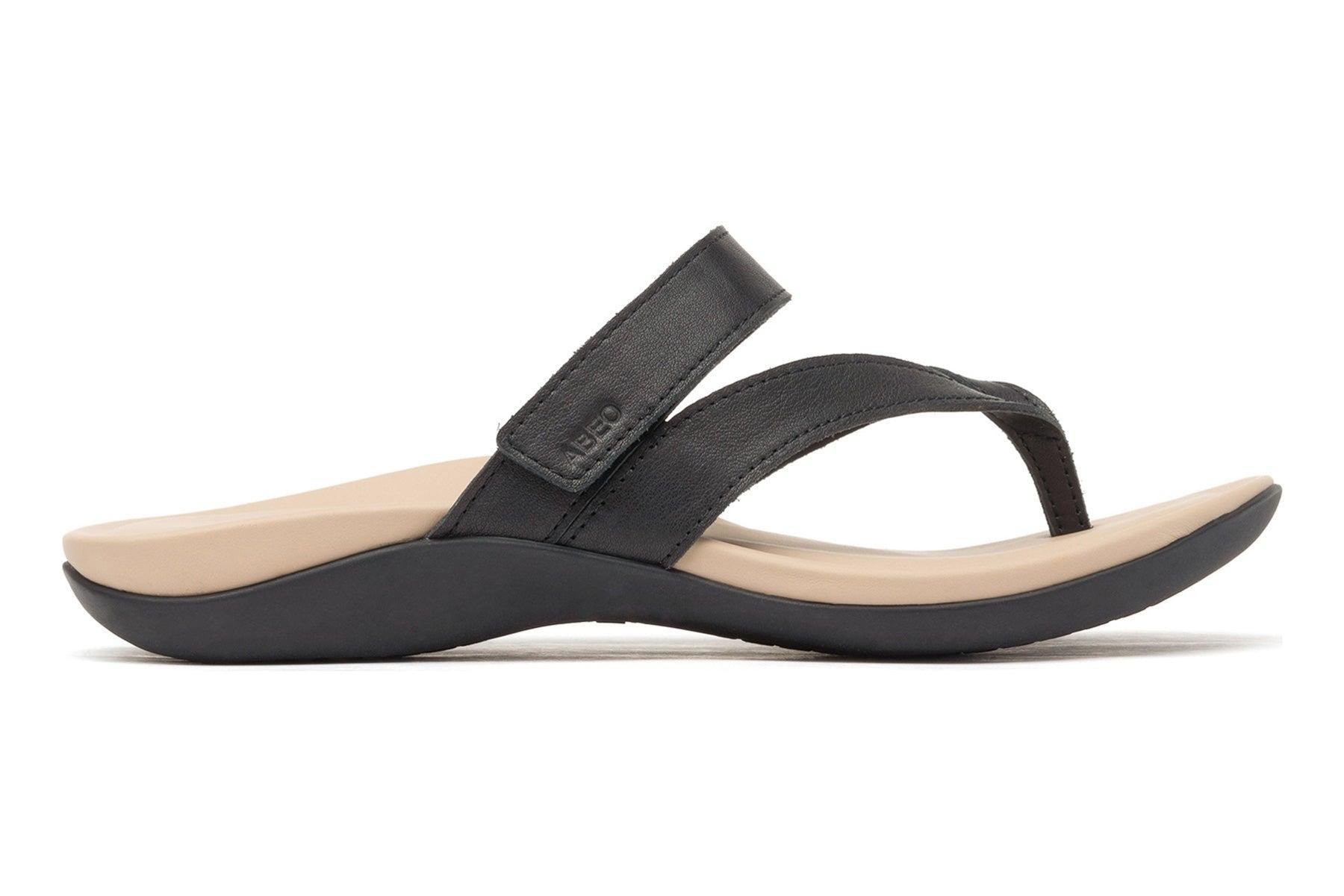 Oasis Thong Sandal Metatarsal Female Product Image