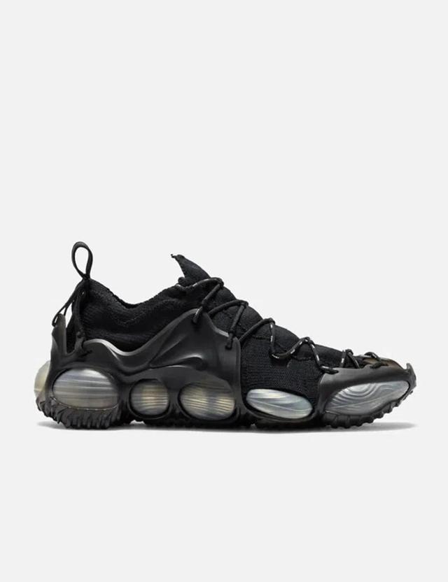 NIKE Ispa Link Axis Sneaker In Black Product Image