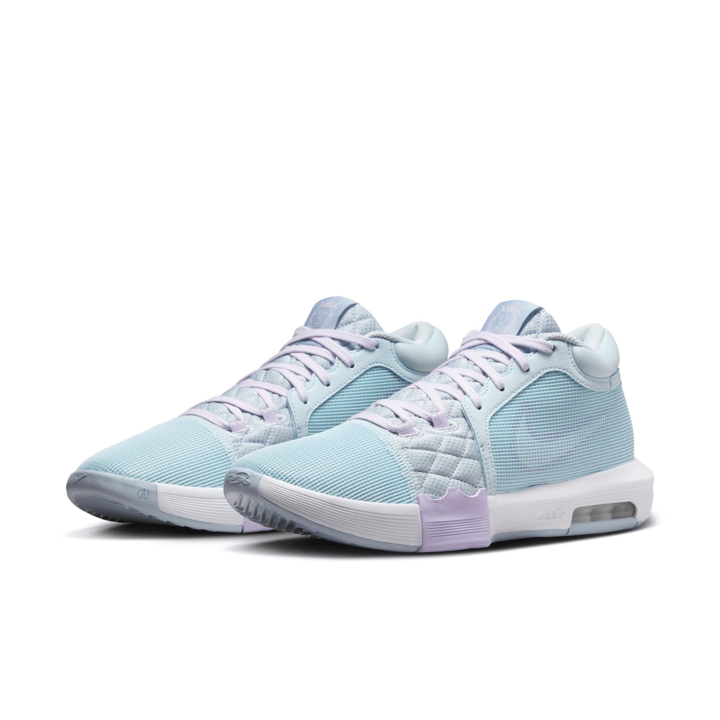 Nike Men's LeBron Witness 8 Basketball Shoes Product Image