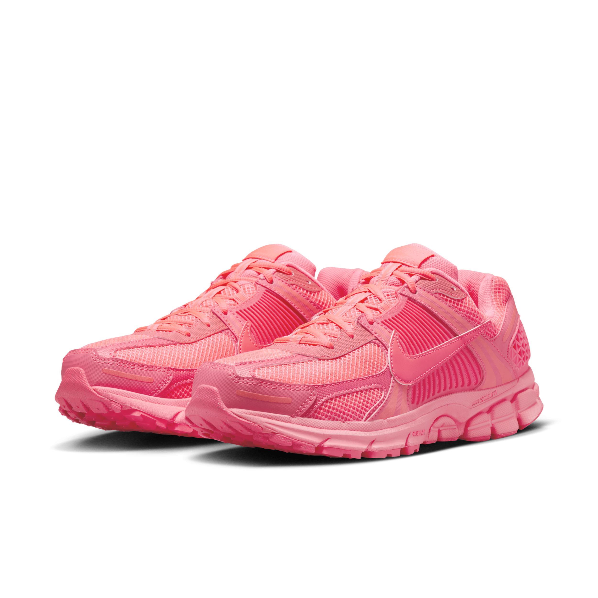 Nike Men's Zoom Vomero 5 Shoes Product Image