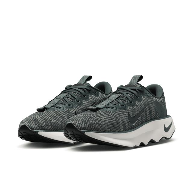 Nike Women's Motiva Walking Shoes Product Image