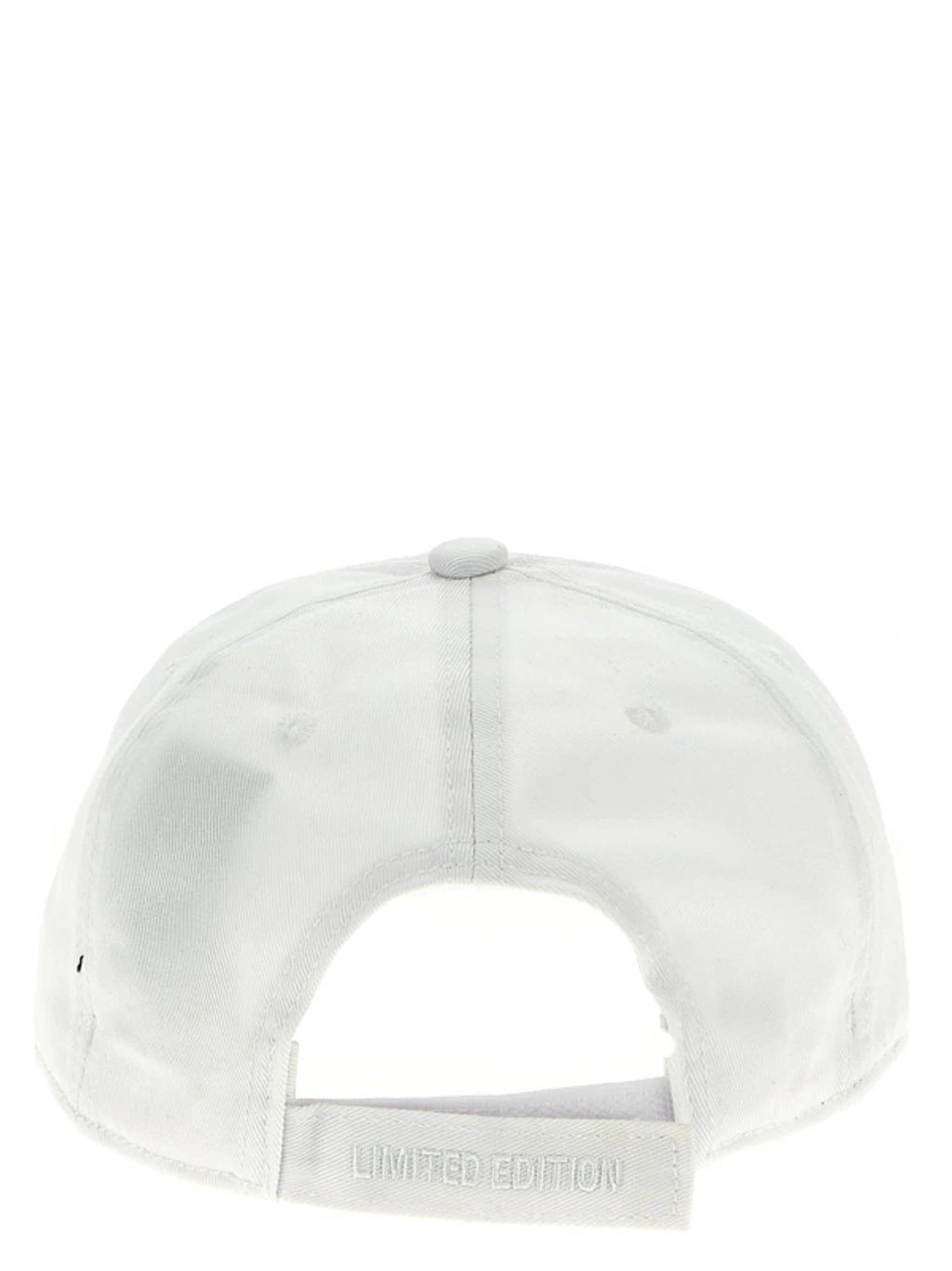 Logo Cap In White Product Image