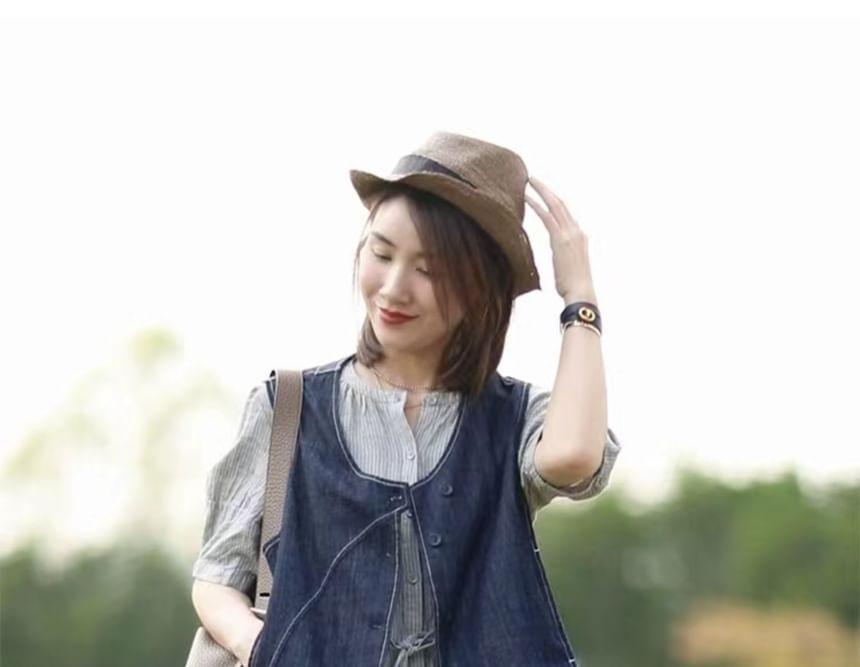 V-Neck Button-Up Denim Vest Product Image