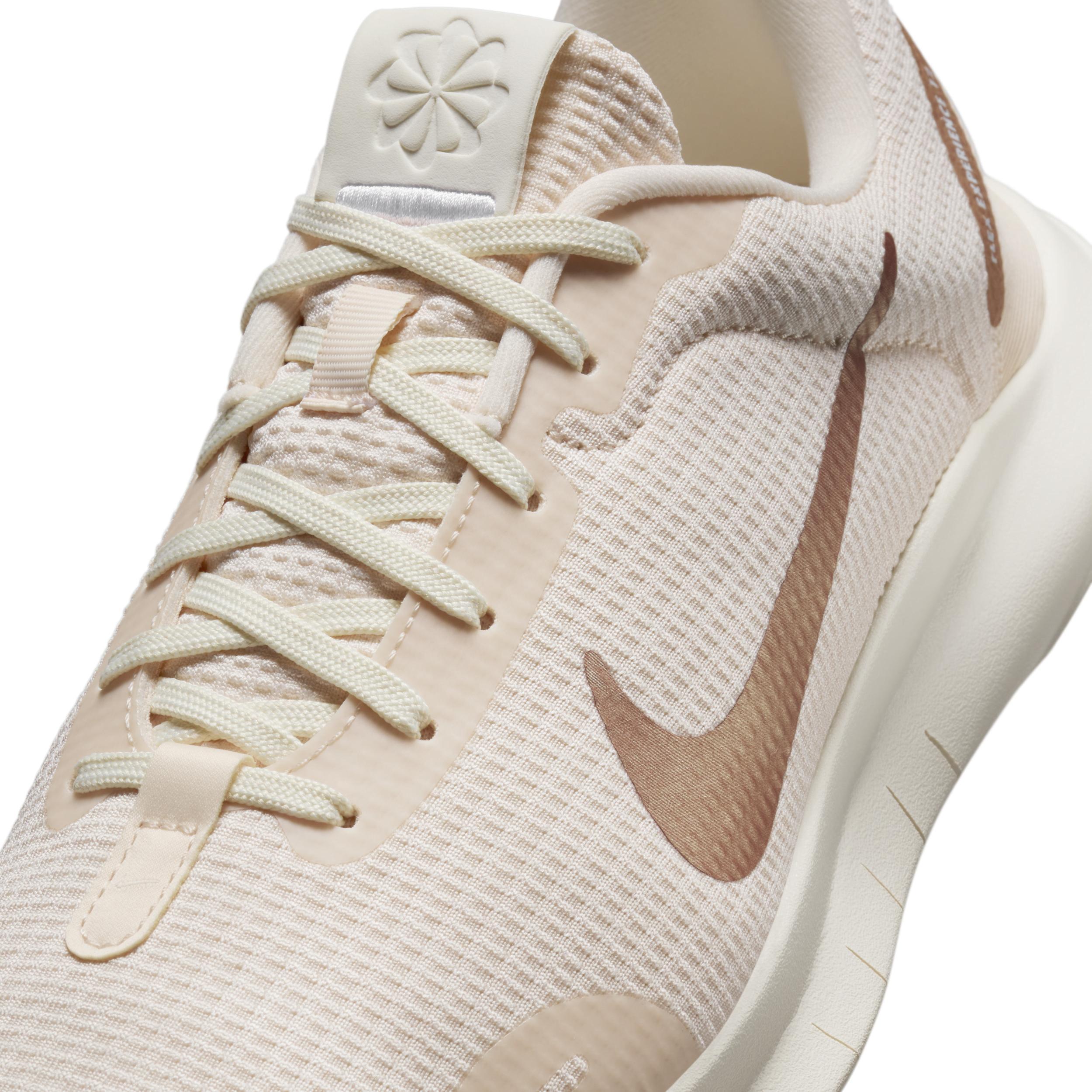 Nike Women's Flex Experience Run 12 Road Running Shoes (Extra Wide) Product Image