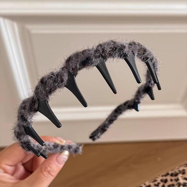 Leopard Print Headband Product Image