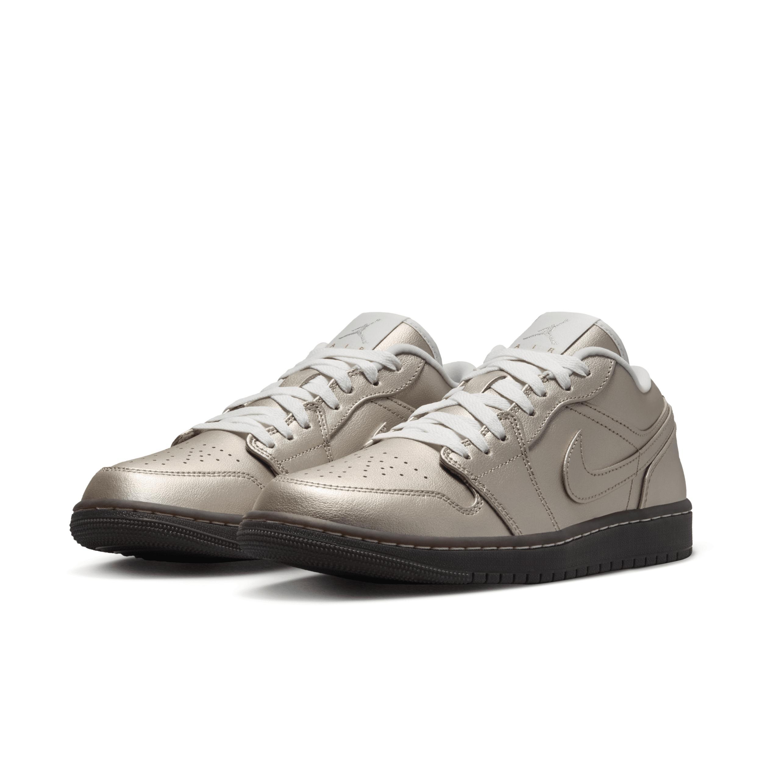 Women's Air Jordan 1 Low SE Shoes Product Image