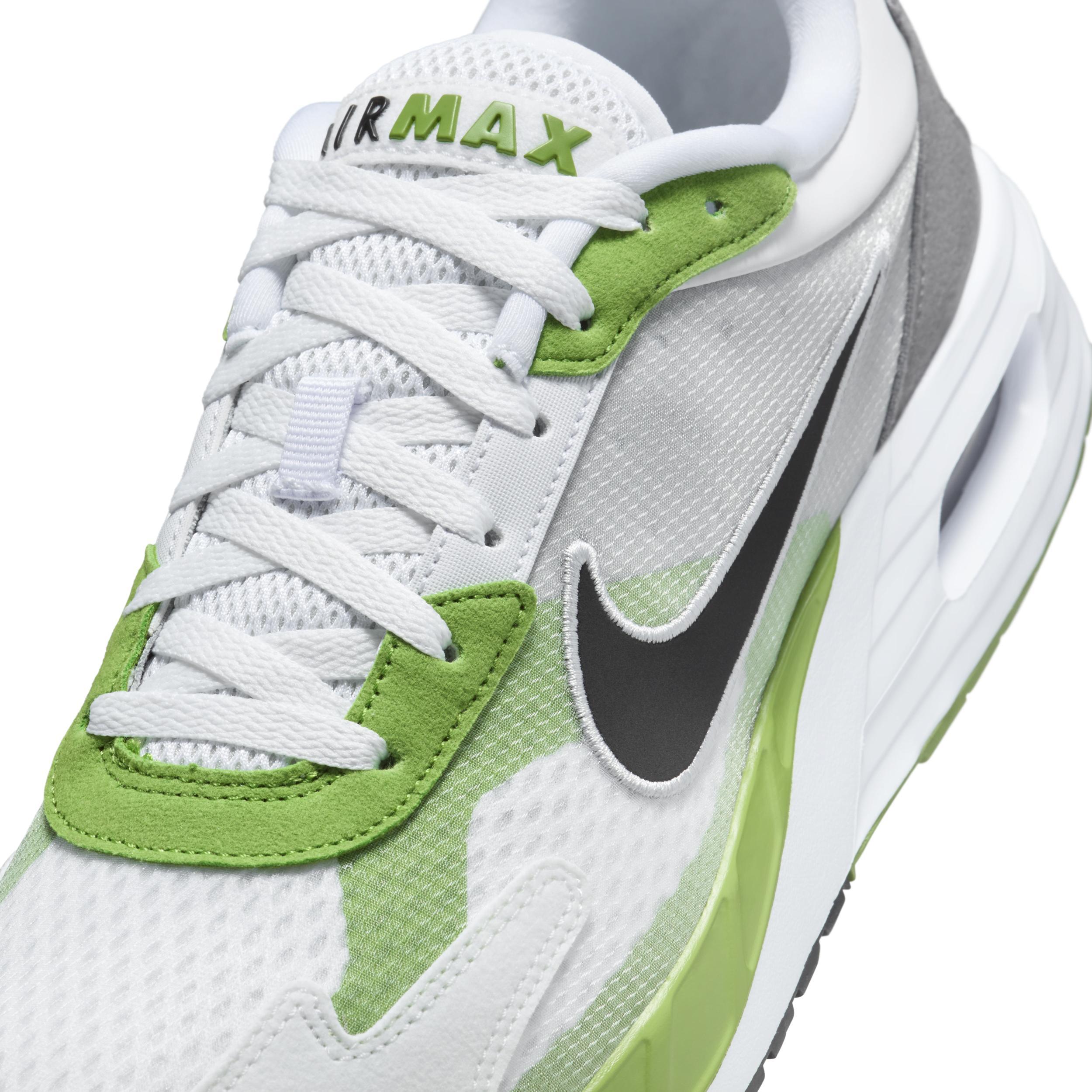 Nike Men's Air Max Solo Shoes Product Image