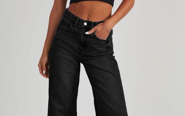 High Waist Frayed Hem Wide Leg Jeans Product Image