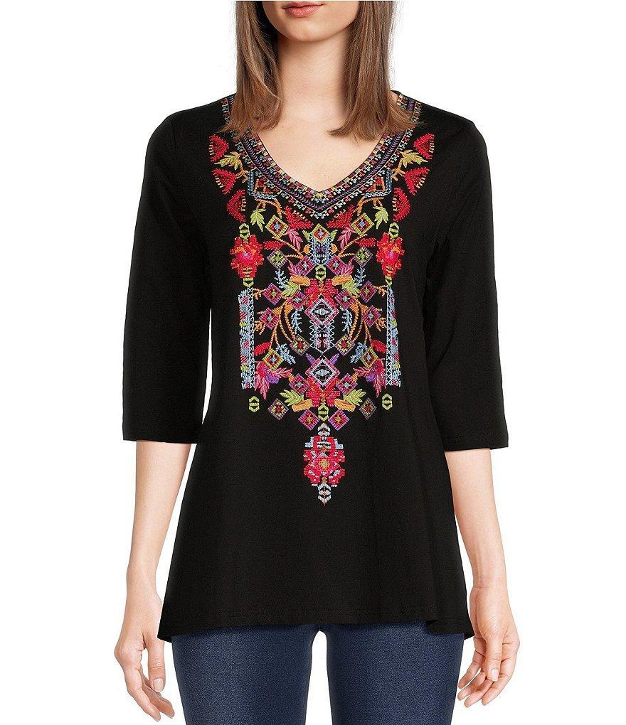 Calessa Embroidered V-Neck 3/4 Sleeve Blouse Product Image