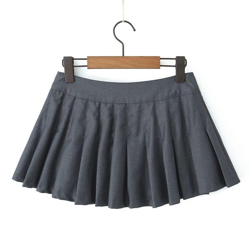 Low Rise Plain Mini Pleated A-Line Skirt Product Image