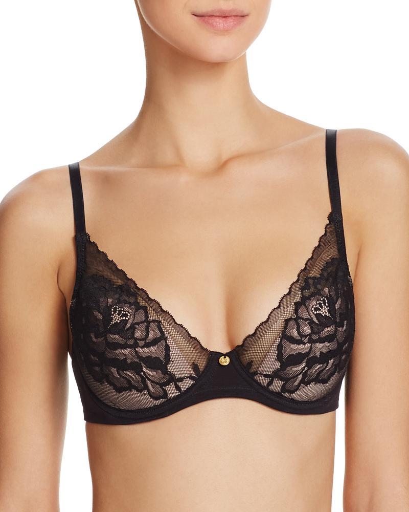 Womens Flora Lace Plunge Bra Product Image