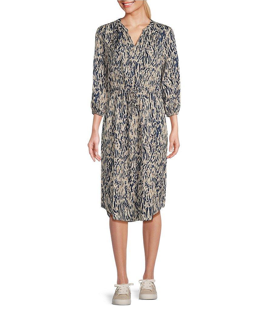 Westbound Woven Sandy Tides Print V-Neck 3/4 Sleeve Midi Dress Product Image