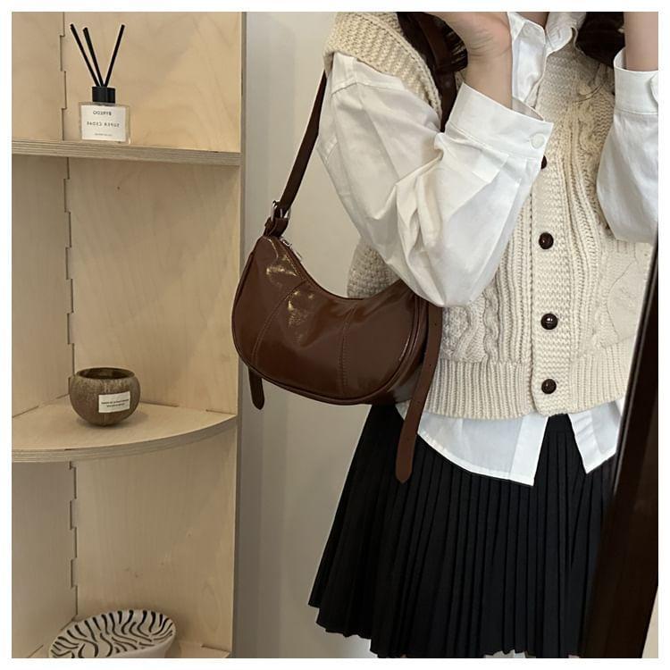 Plain Faux Leather Crossbody Bag Product Image