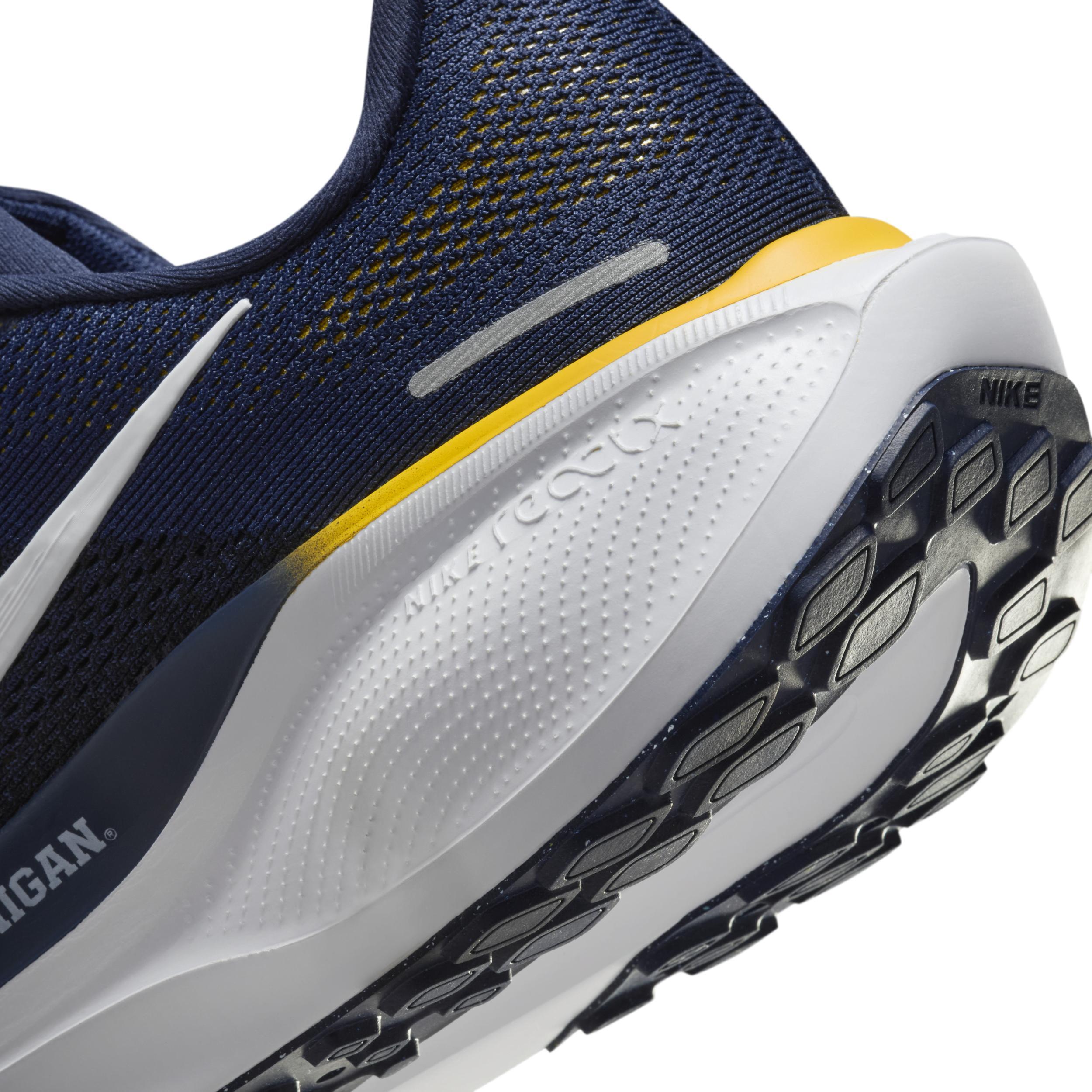 Michigan Pegasus 41 Nike Mens College Road Running Shoes Product Image