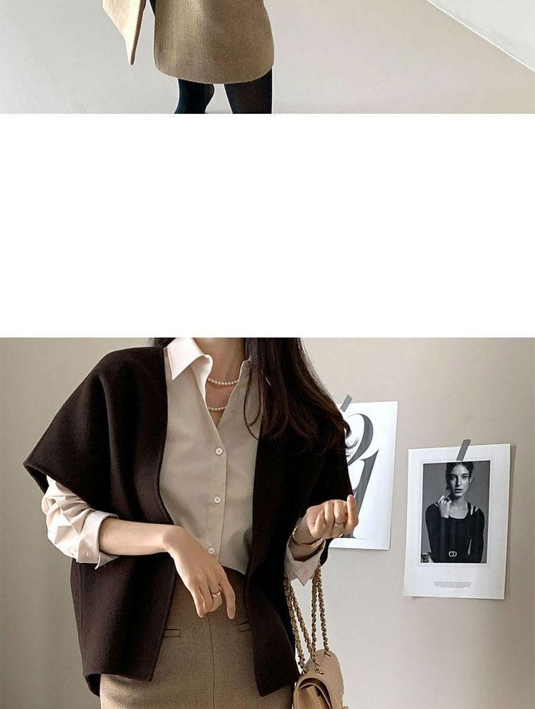 Short-Sleeve Plain Open Front Cropped Coat Product Image