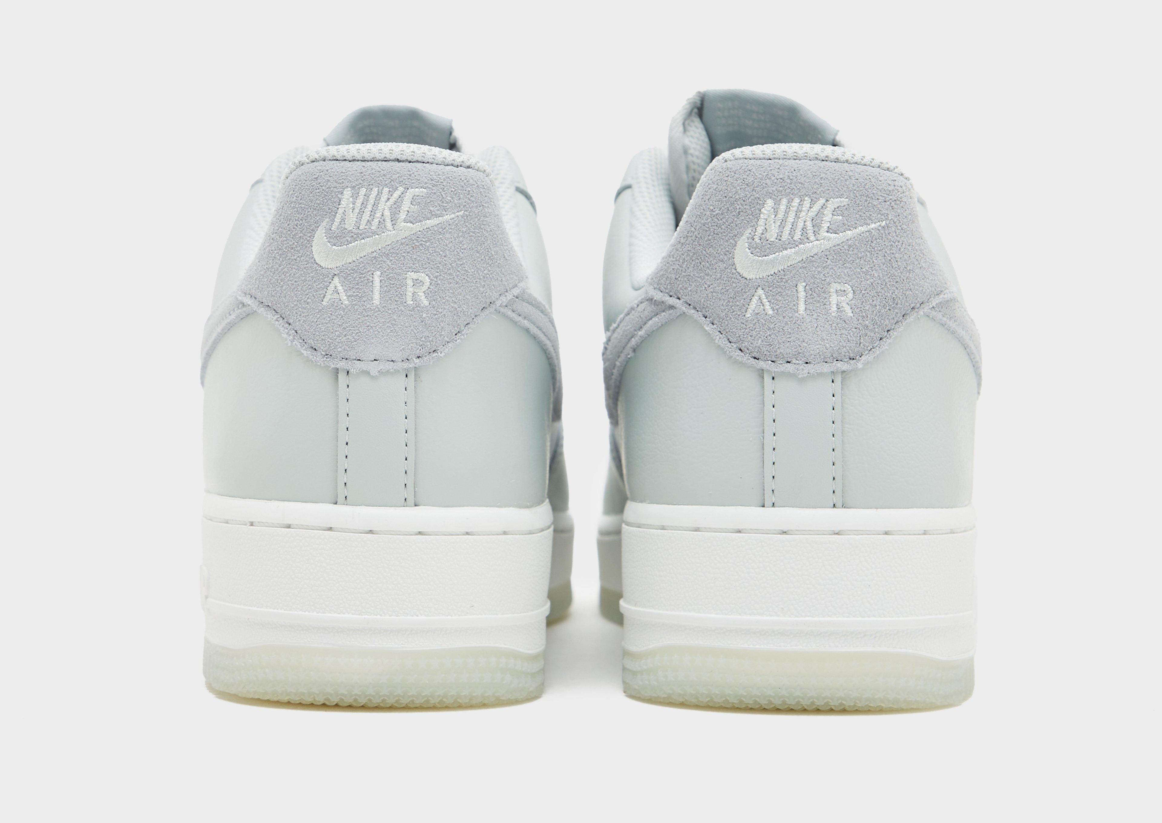 Nike Air Force 1 Low Product Image