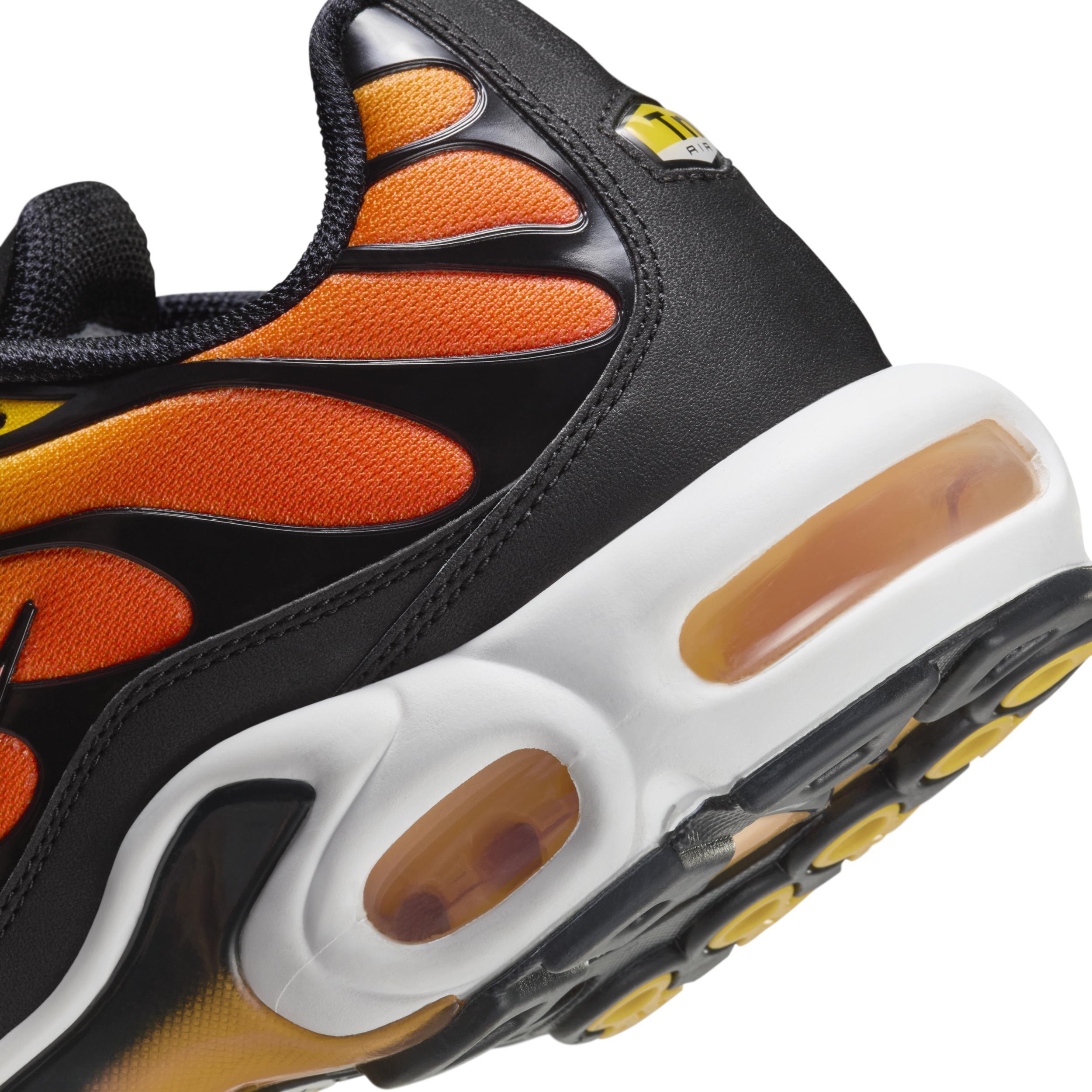 Nike Men's Air Max Plus Shoes Product Image