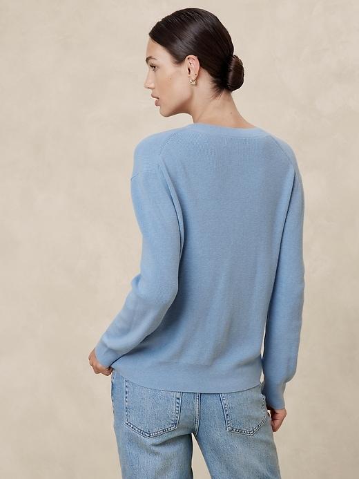 Ribbed Lightweight Sweater Product Image