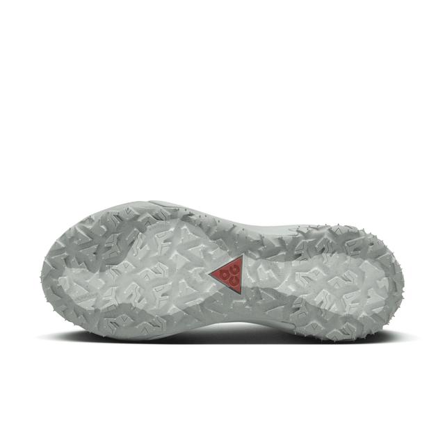 Men's Nike ACG Mountain Fly 2 Low GORE-TEX Shoes Product Image