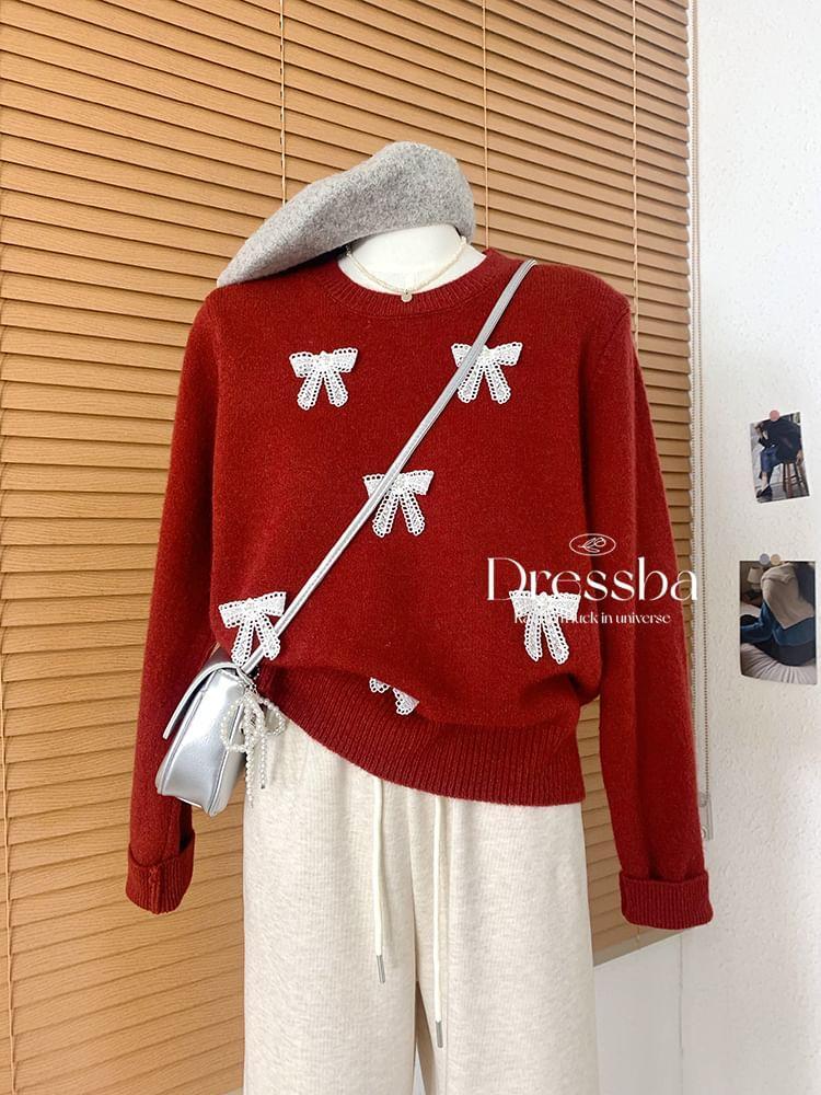 Round Neck Bow Applique Sweater Product Image