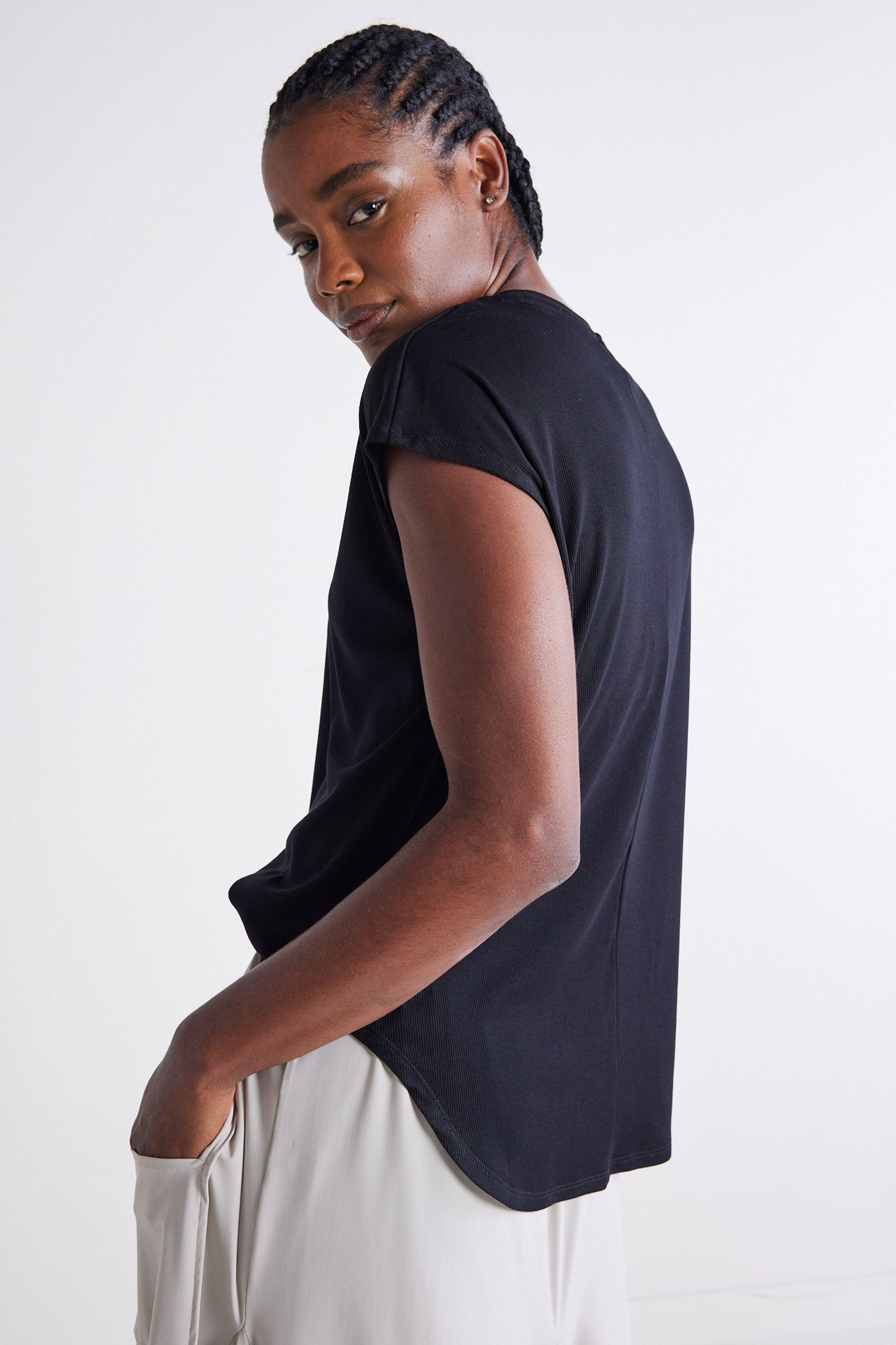 The Ribbed Tuck-In Tee Product Image