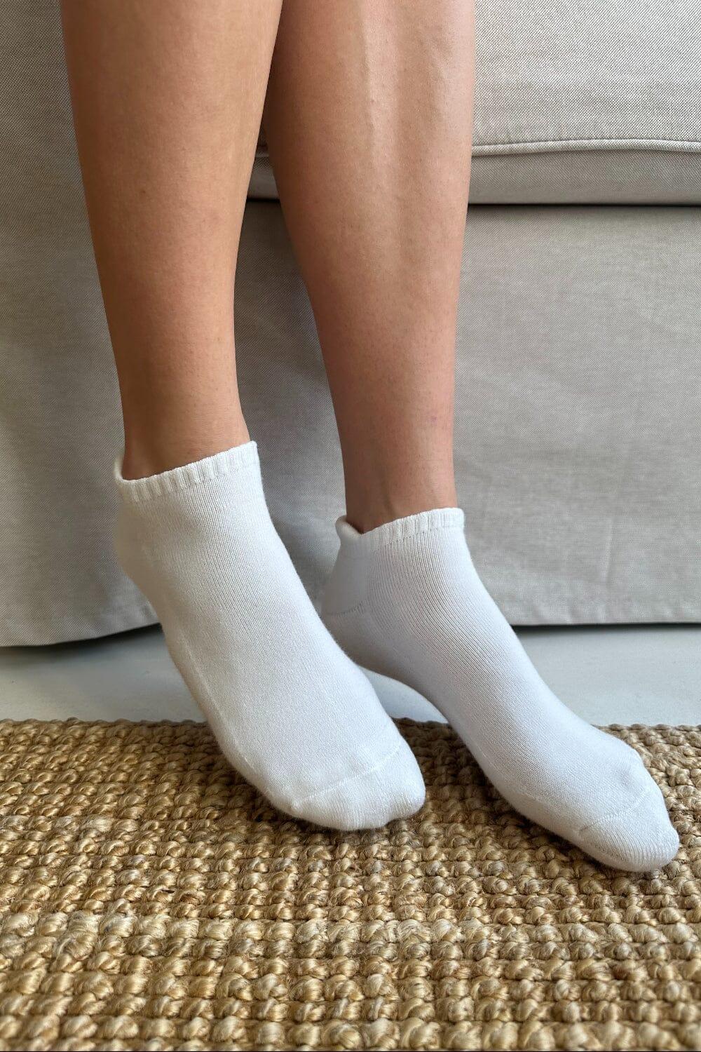 Basic Ankle Socks Product Image