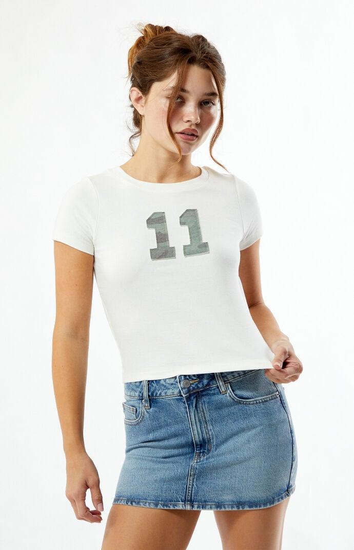 Women's Camo 11 Skimmer T-Shirt Product Image