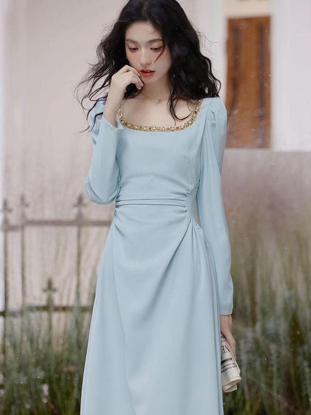 Long Sleeve Square Neck Plain Ruched A-Line Midi Dress Product Image