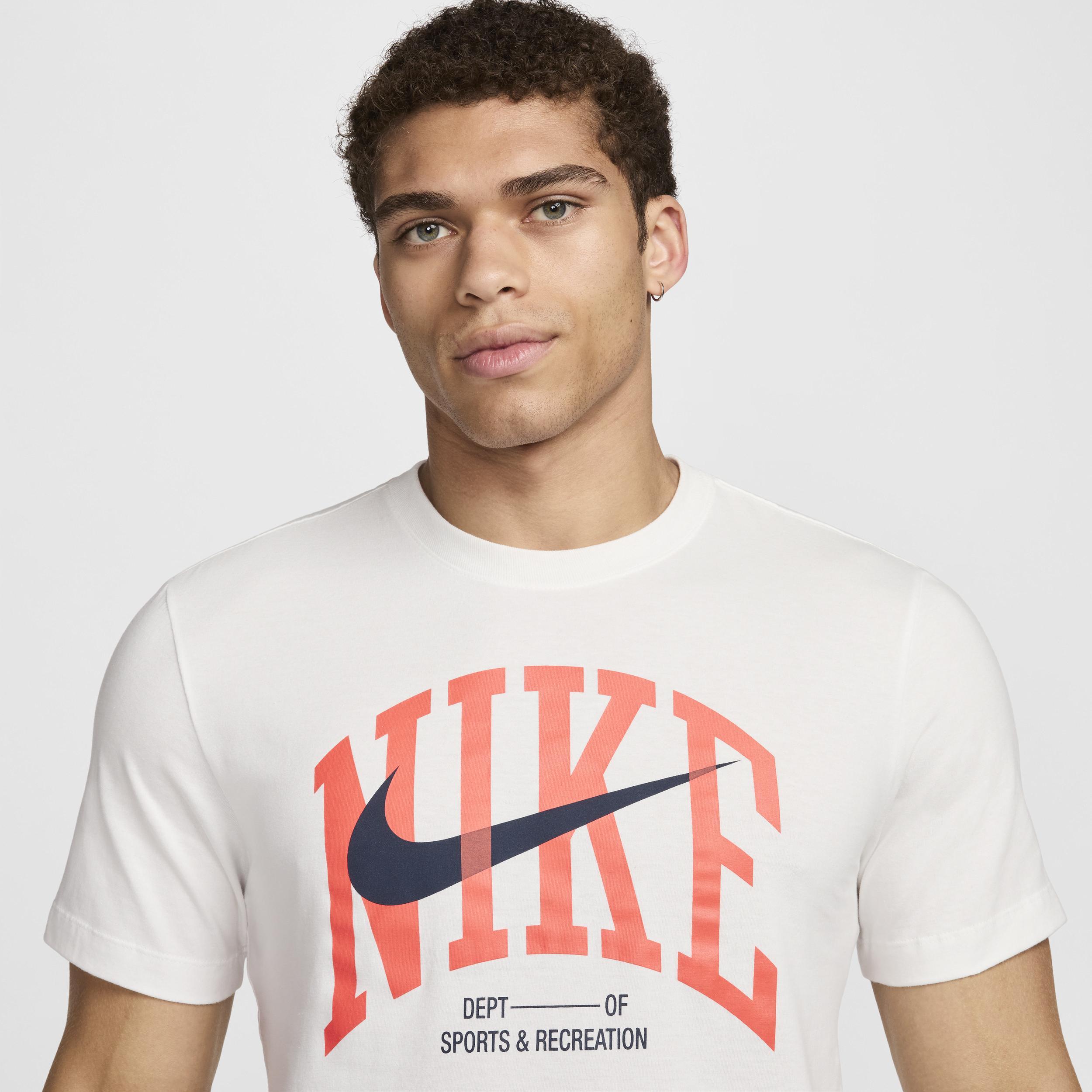 Nike Men's Fitness T-Shirt Product Image