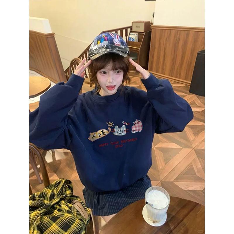 Crew Neck Cat Print Pullover Product Image