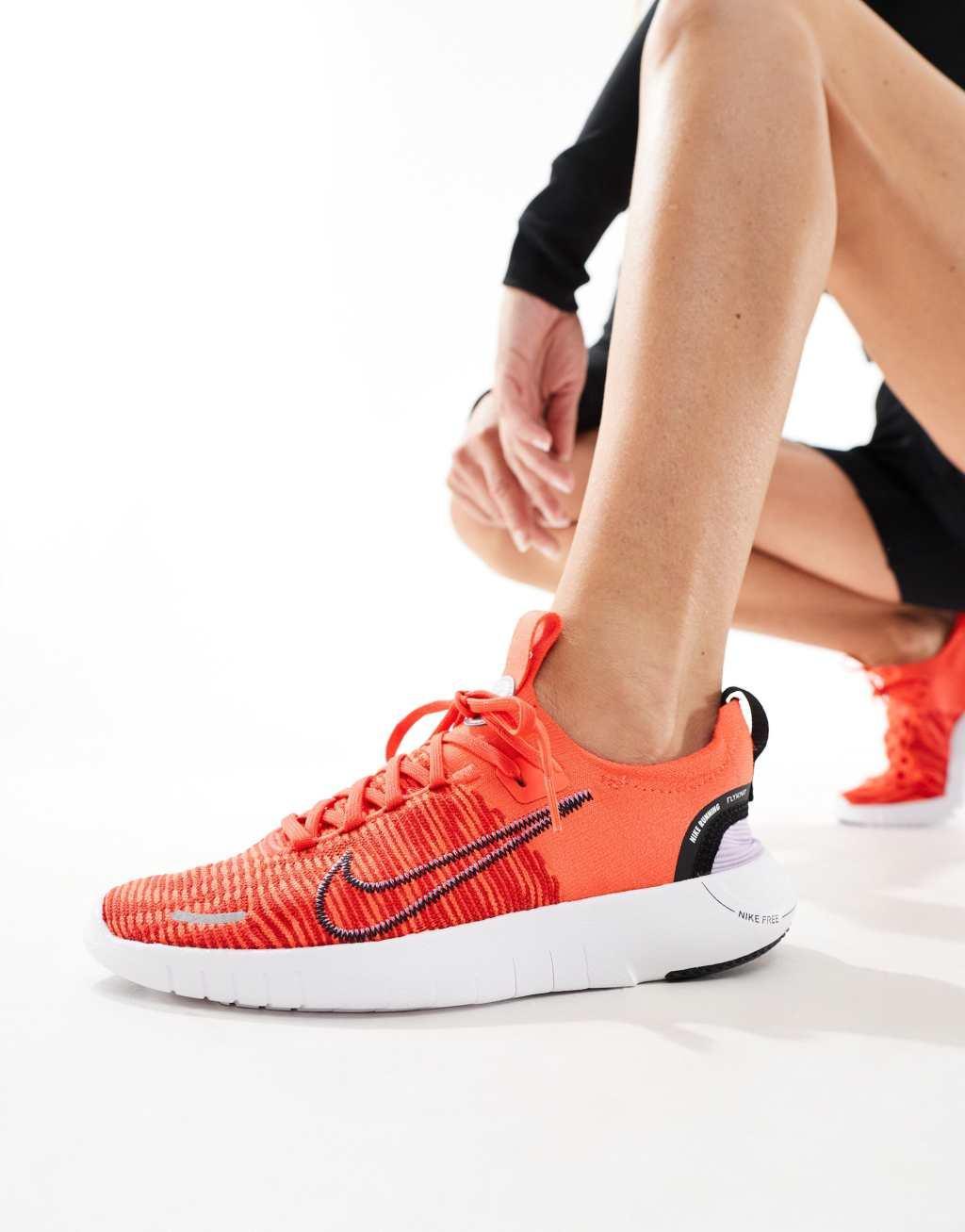 Nike Running Free Run NN sneakers in bright red Product Image