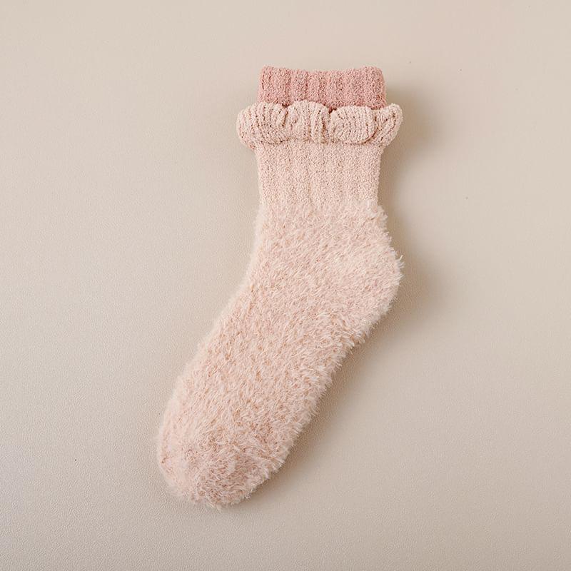 Ruffle Trim Crew Socks Product Image