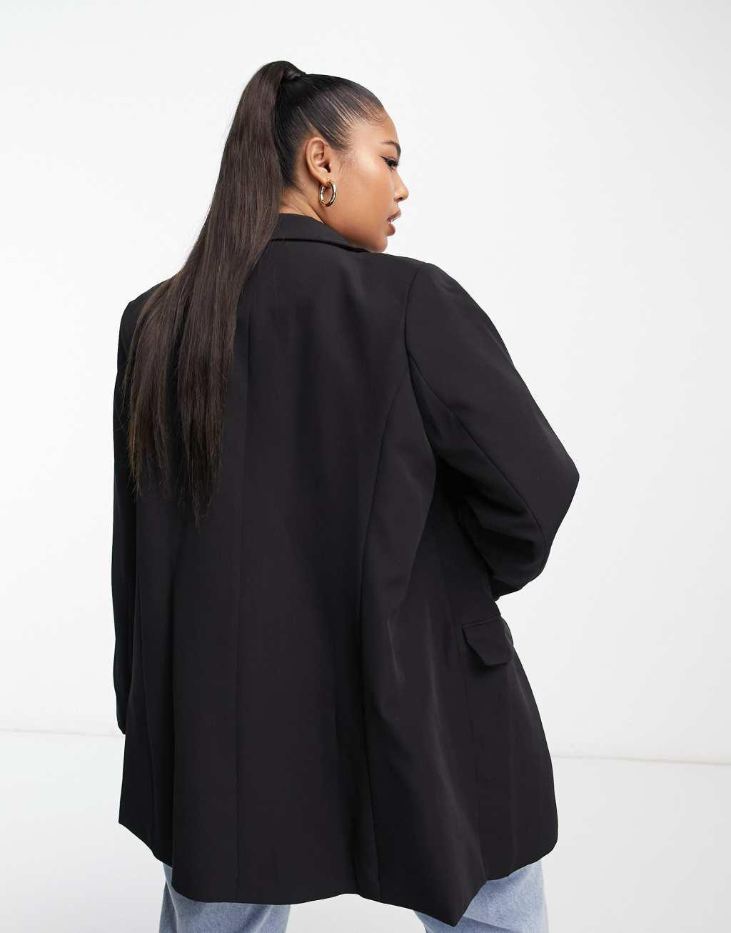 New Look Curve boyfriend blazer in black Product Image