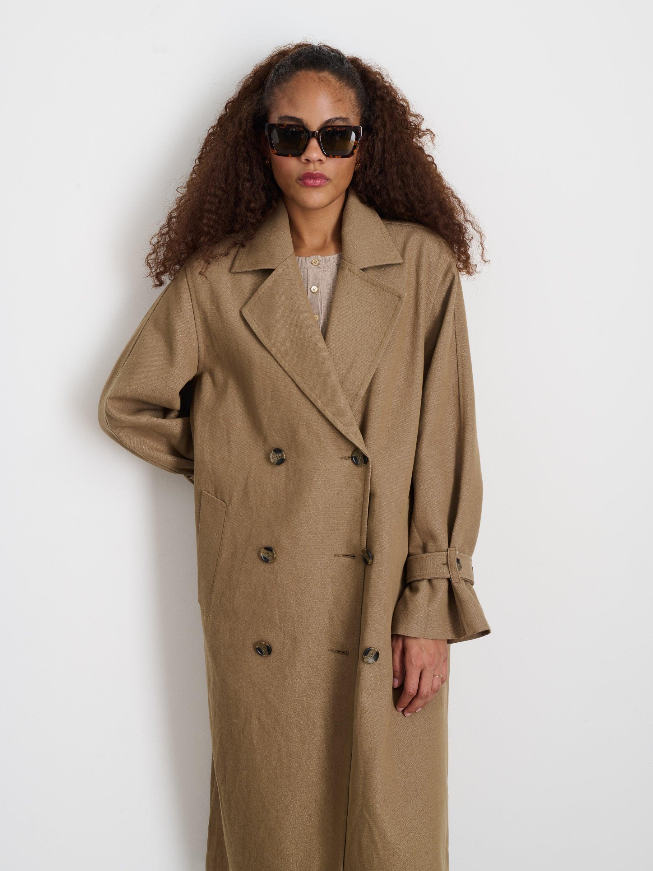 Mayfair Trench Female Product Image