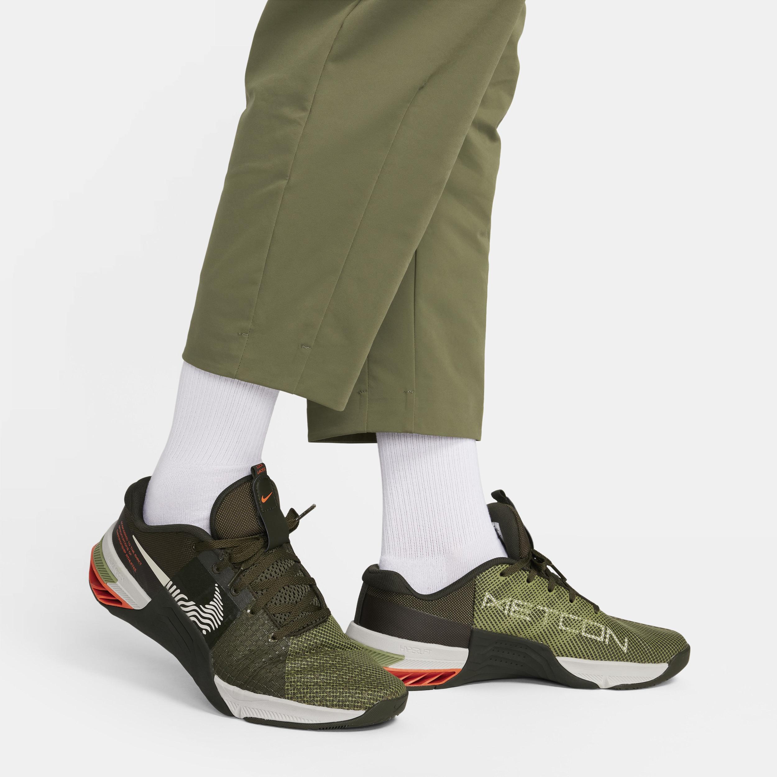 Nike Men's A.P.S. Dri-FIT Woven Versatile Pants Product Image