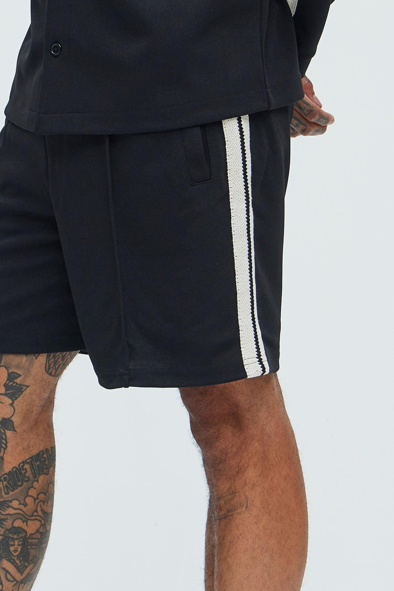 Dennis Relaxed Shorts - Black Product Image