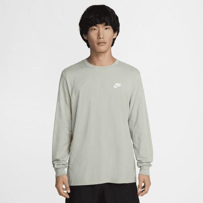 Nike Sportswear Club Men's Long-Sleeve T-Shirt Product Image