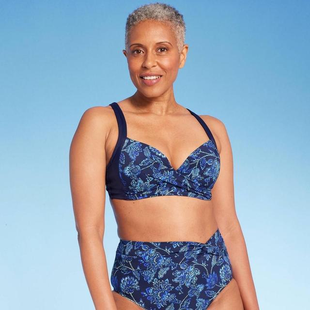 Lands End Womens UPF 50 Floral Print Underwire Twist-Front Bikini Top - Blue 6 Product Image