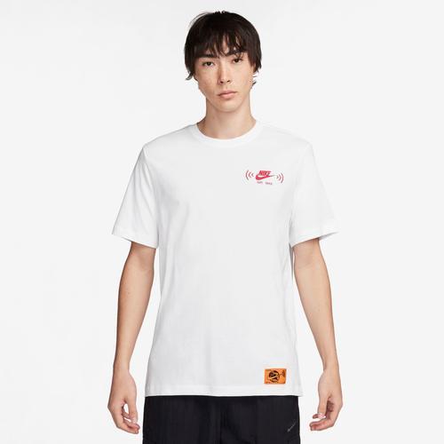 Nike Sportswear Men's T-Shirt Product Image