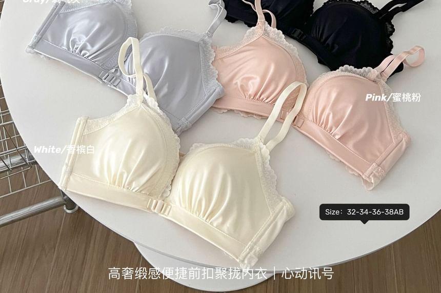 Plain Front Closure Wireless Bra Product Image