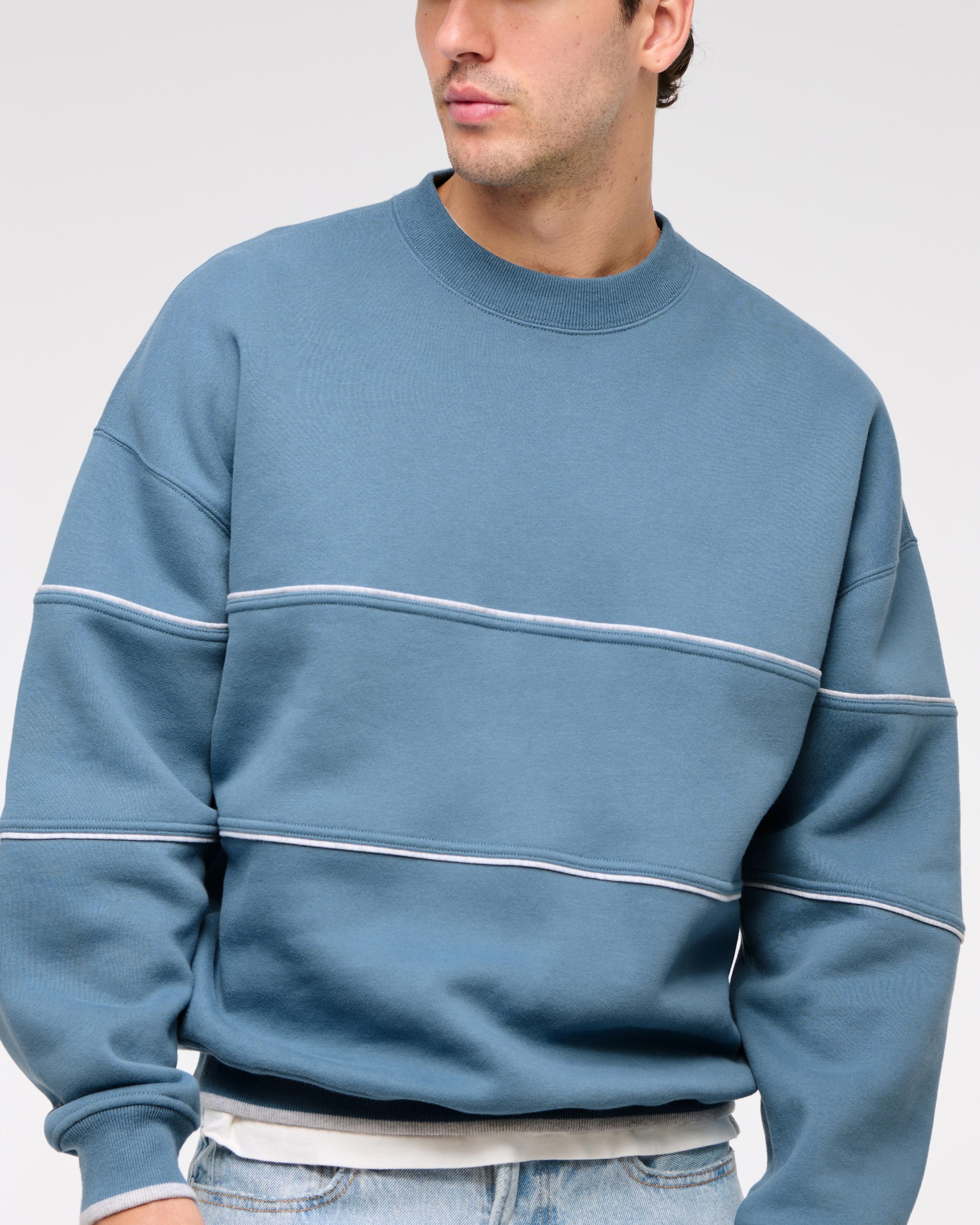 Essential Crew Sweatshirt Product Image