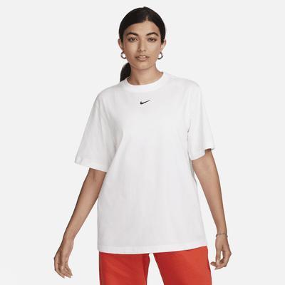 Nike Sportswear Essential Women's T-Shirt Product Image