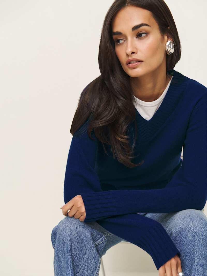 Dulce Cashmere V-neck Sweater Product Image