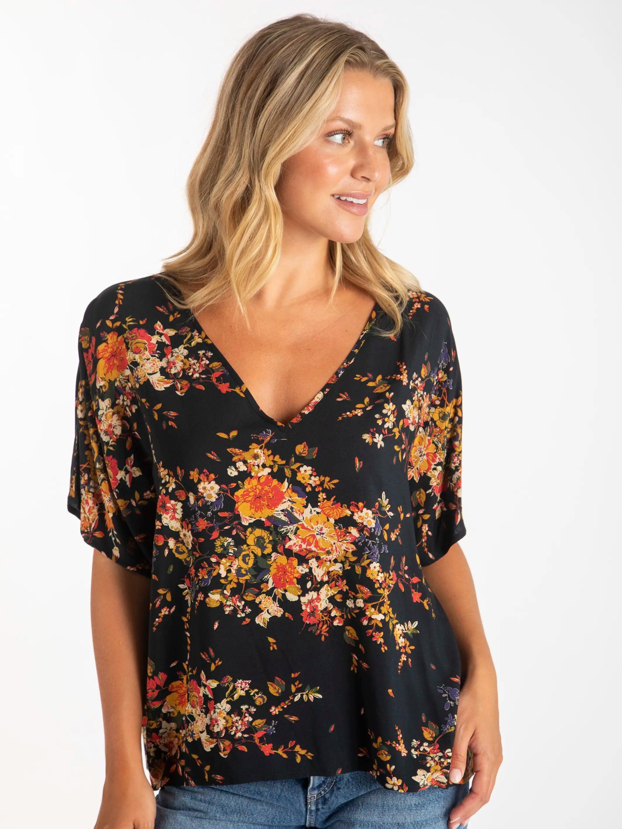 Easy V-Neck Top - Navy Red Bouquets Product Image