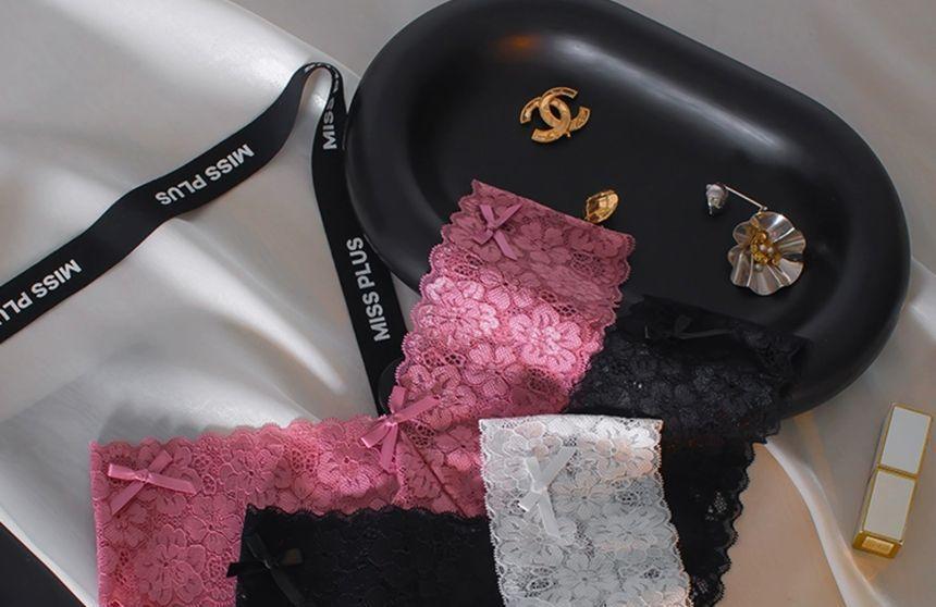 Lace Panty Product Image