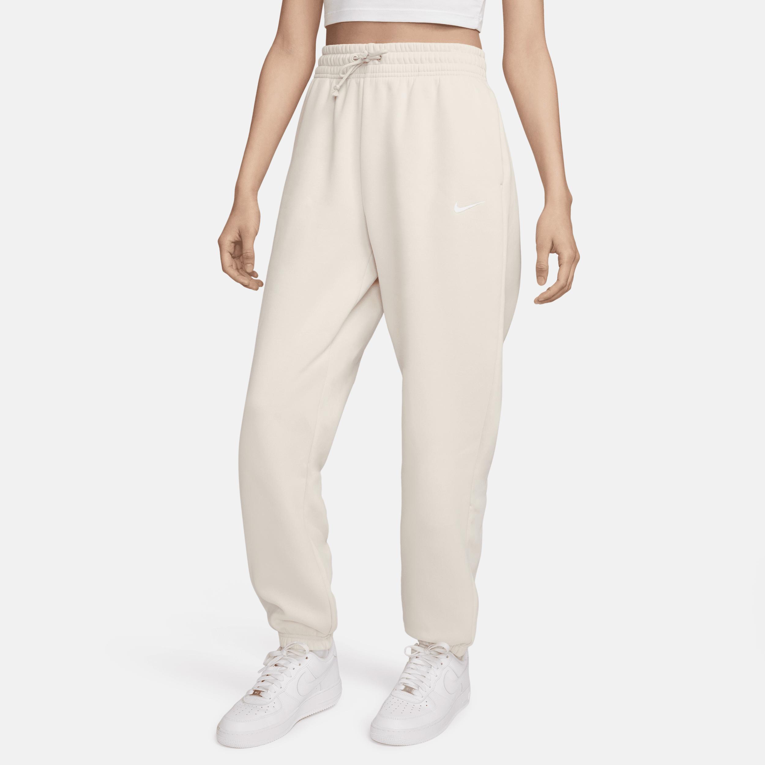 Women's Nike Sportswear Phoenix Fleece High-Waisted Oversized Sweatpants Product Image