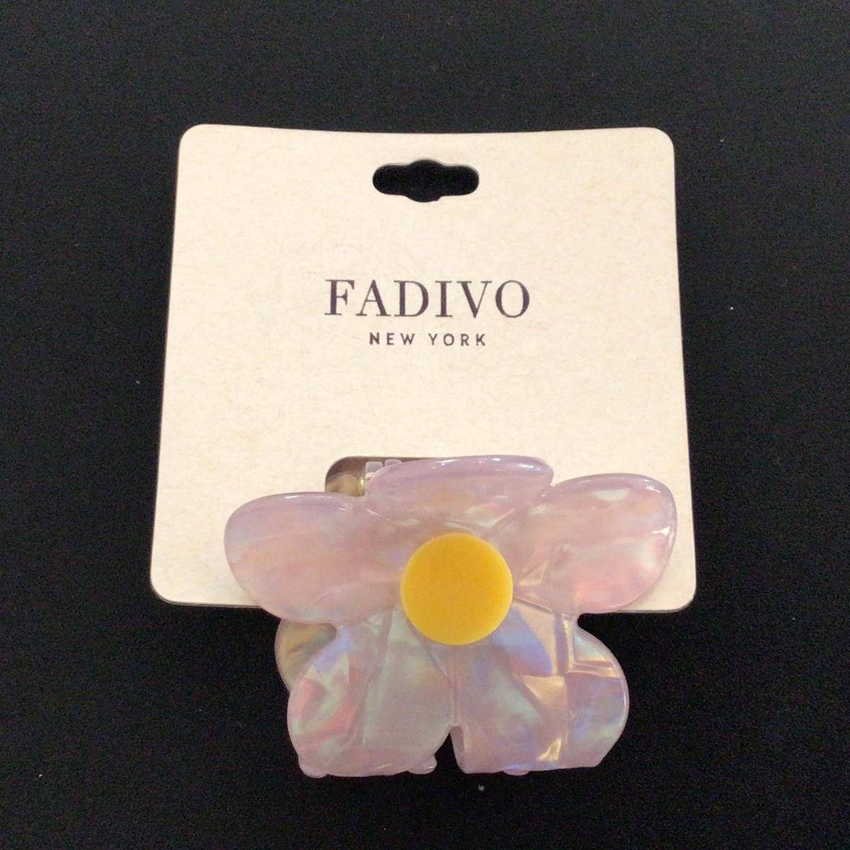 Daisy Hair Claw Clip Product Image